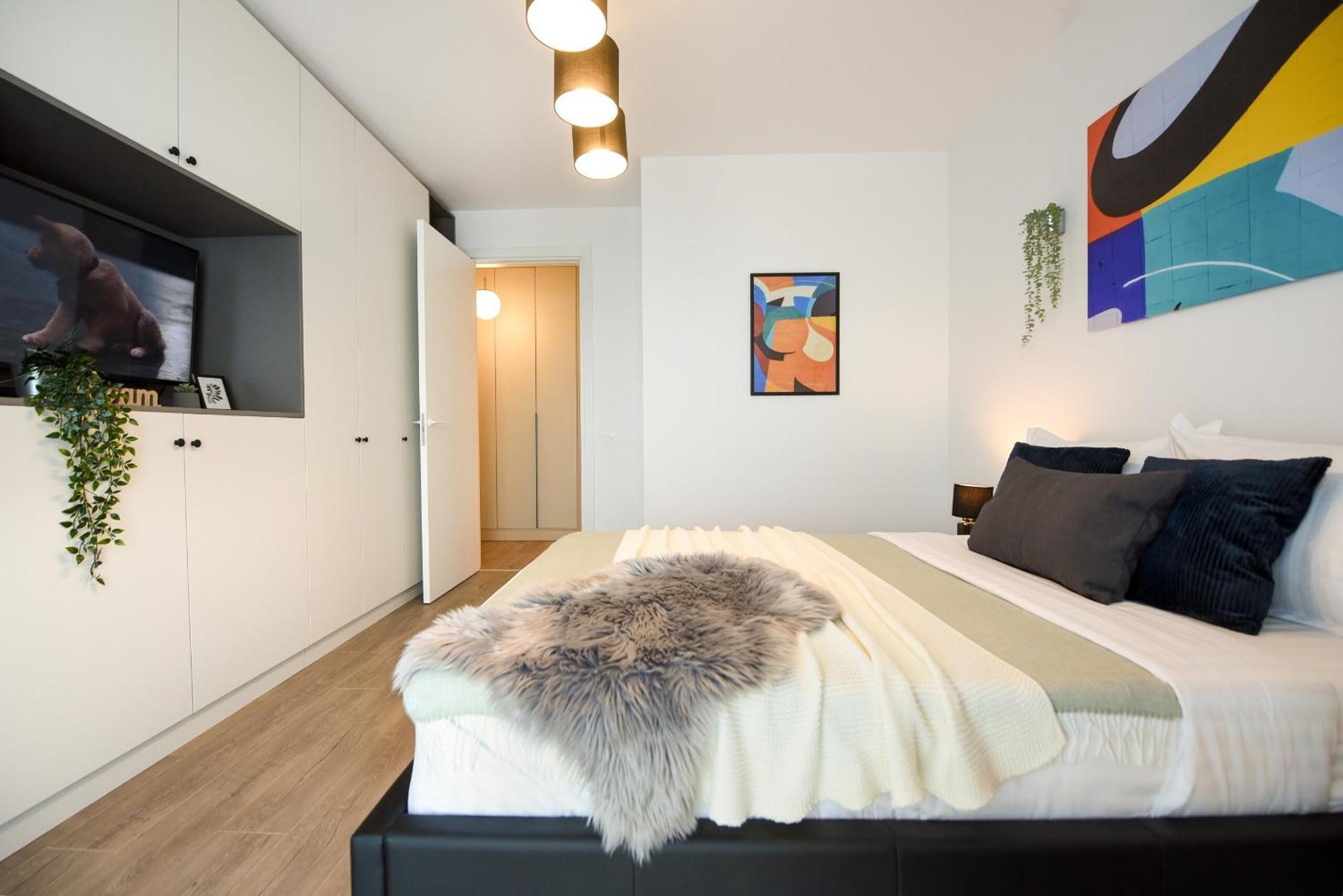 Infinite Horizons - Modern Living In North Business District