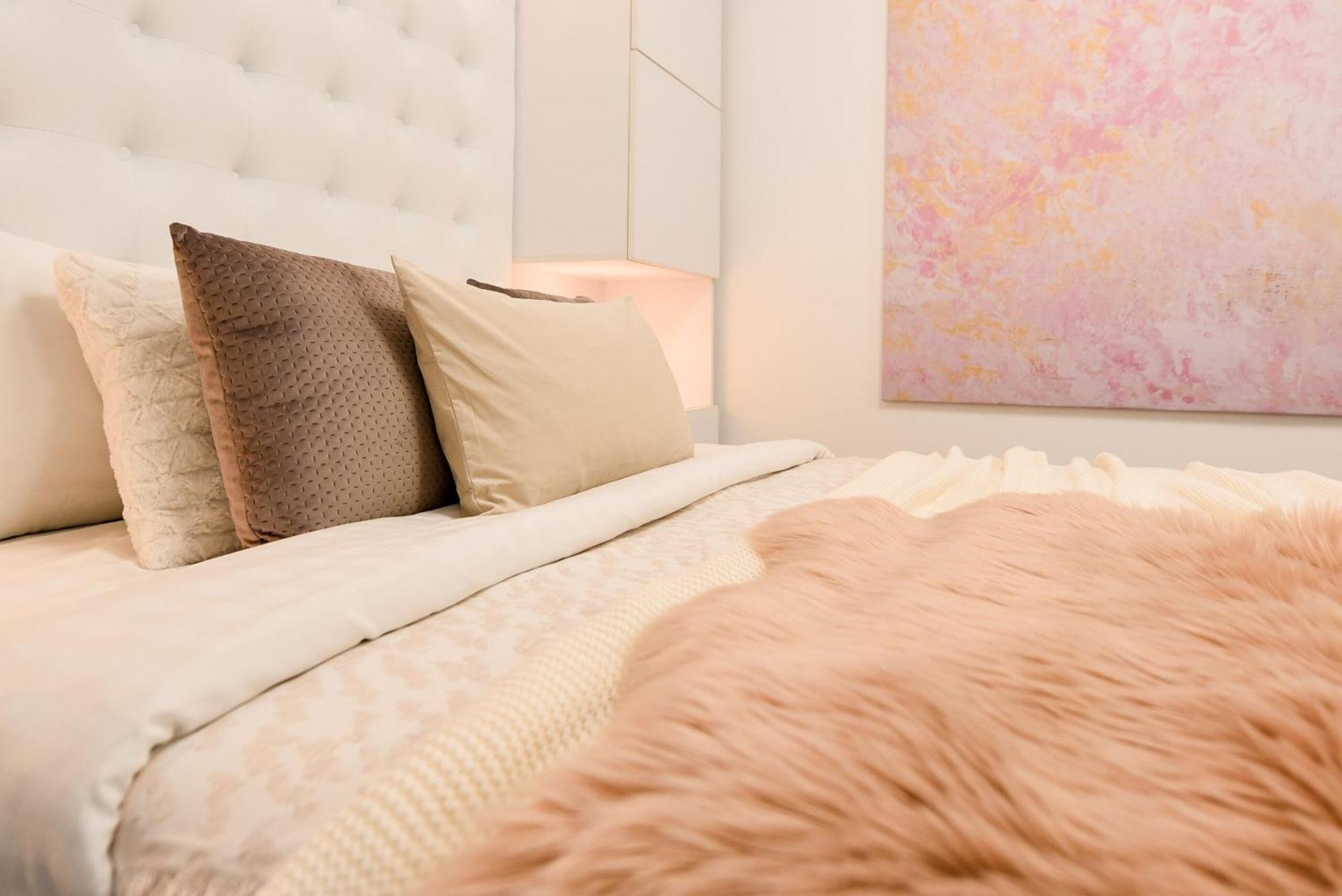 Infinite Horizons - Modern Living In North Business District * Bucarest