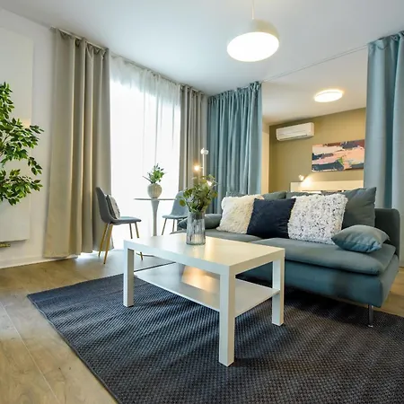 Apartamento Infinite Horizons - Modern Living In North Business District Bucarest Habitación foto