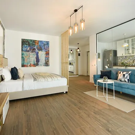 Apartamento Infinite Horizons - Modern Living In North Business District Bucarest Habitación foto
