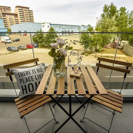 Apartamento Infinite Horizons - Modern Living In North Business District Bucarest Habitación foto