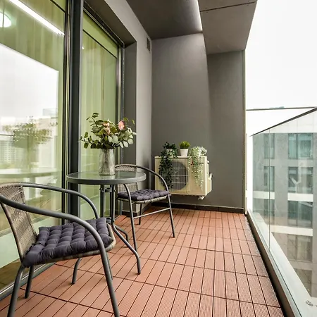 Apartamento Infinite Horizons - Modern Living In North Business District Bucarest Habitación foto