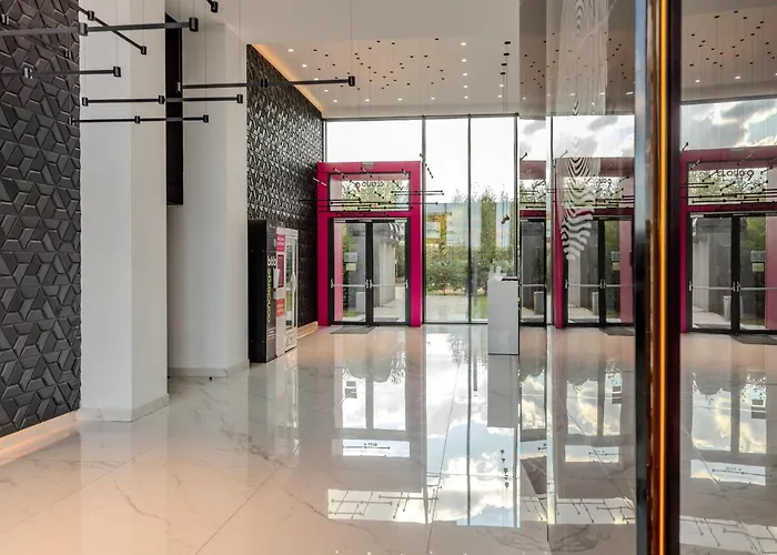 Infinite Horizons - Modern Living In North Business District