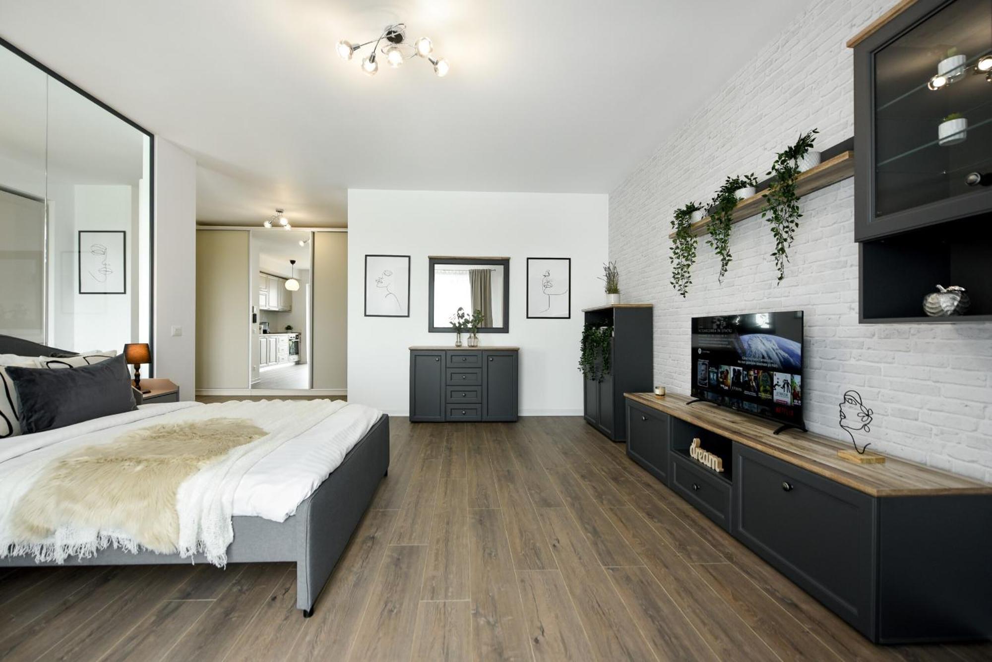 Infinite Horizons - Modern Living In North Business District Apartment