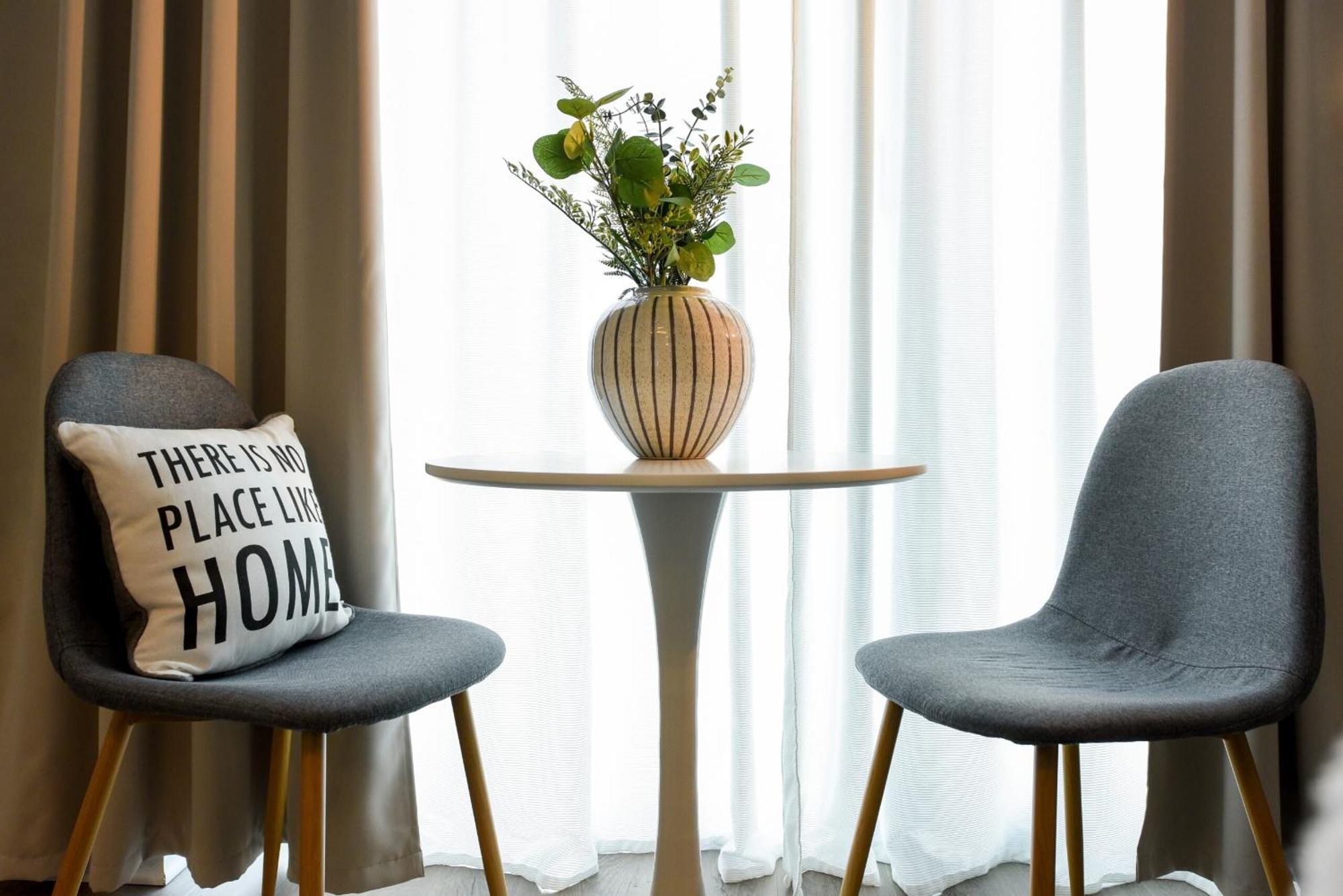 Infinite Horizons - Modern Living In North Business District Apartment Bukarest