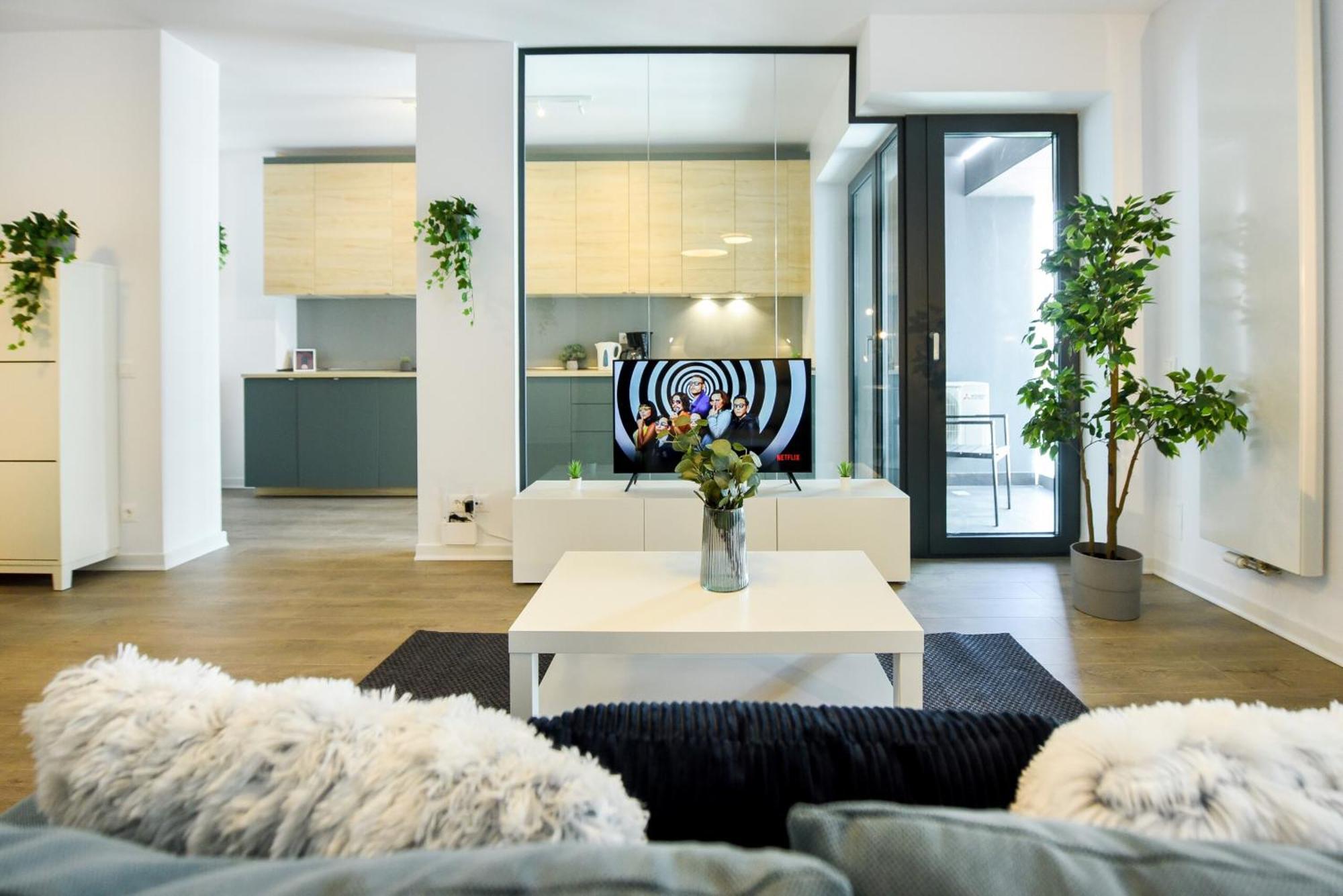 Infinite Horizons - Modern Living In North Business District Apartment